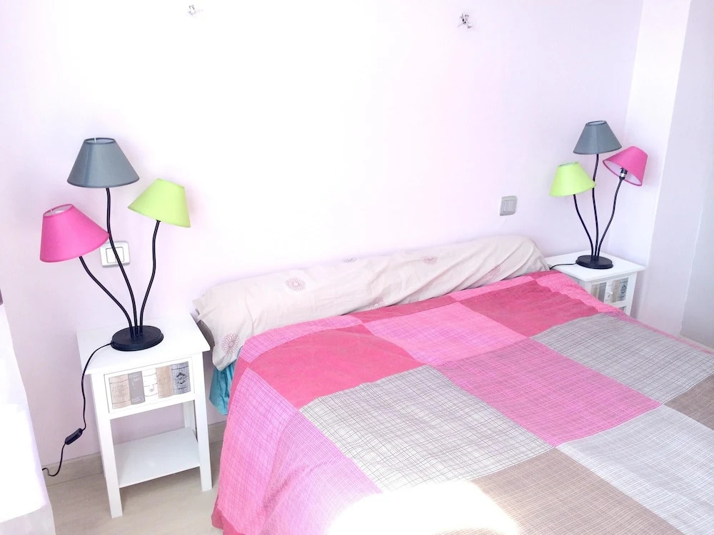 House With 3 Bedrooms in Le Pouliguen, With Enclosed Garden and Wifi -