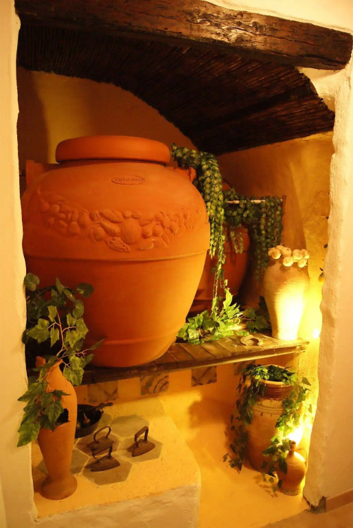 BeeClaire Guest House