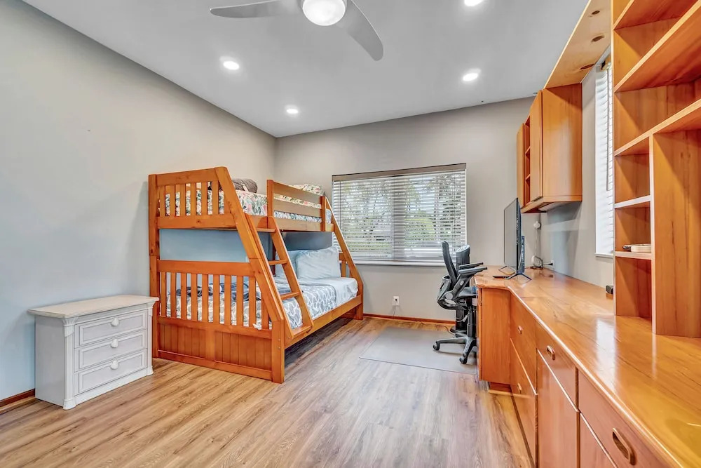 Casa Flamingo Intracoastal Front with Heated Pool