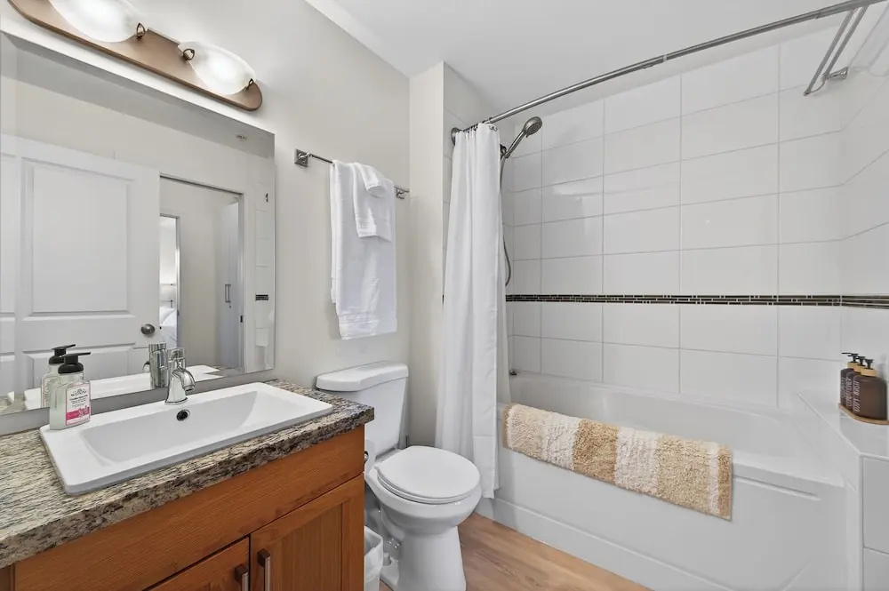 Spectacular View 1 Bdrm