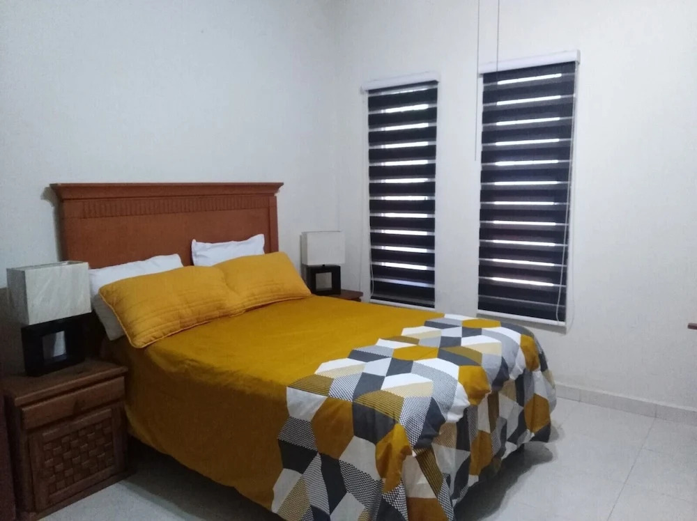 Residencia Uribe - Beautiful House With Private Pool
