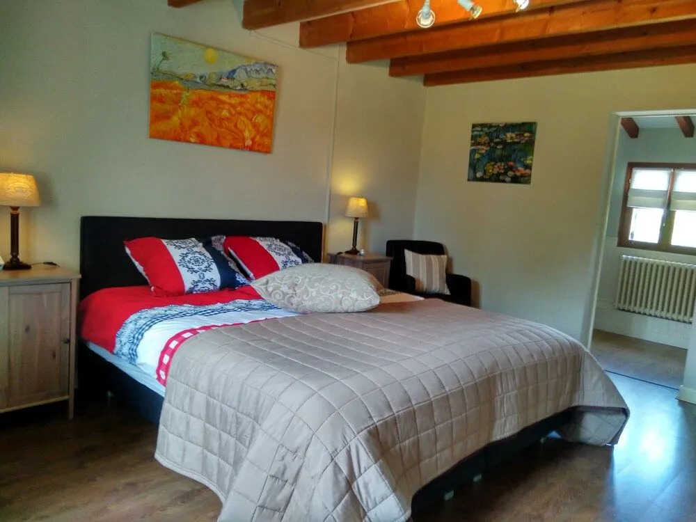 Luxe B&B maison á votre santé, in Bordeaux Wine Region