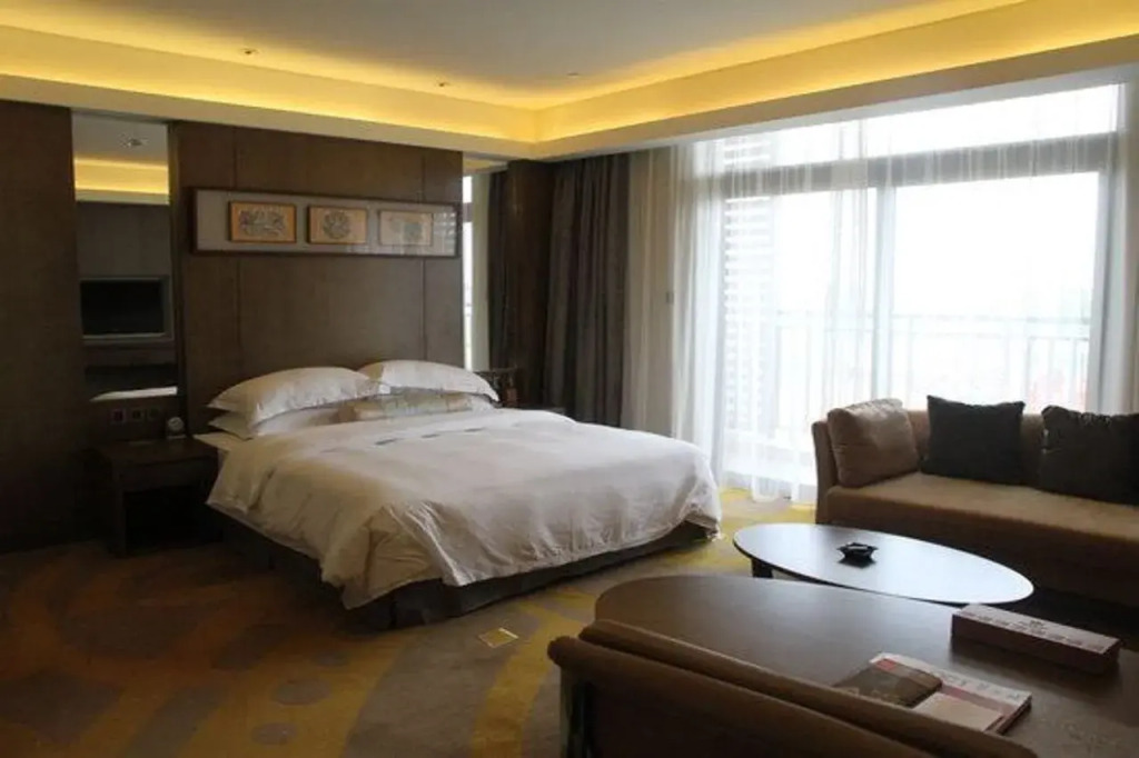 Maya Gleetour Hotel Wuhan