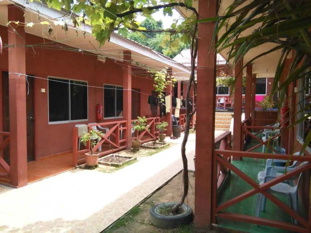 PANGKOR PURNAMA CHALET