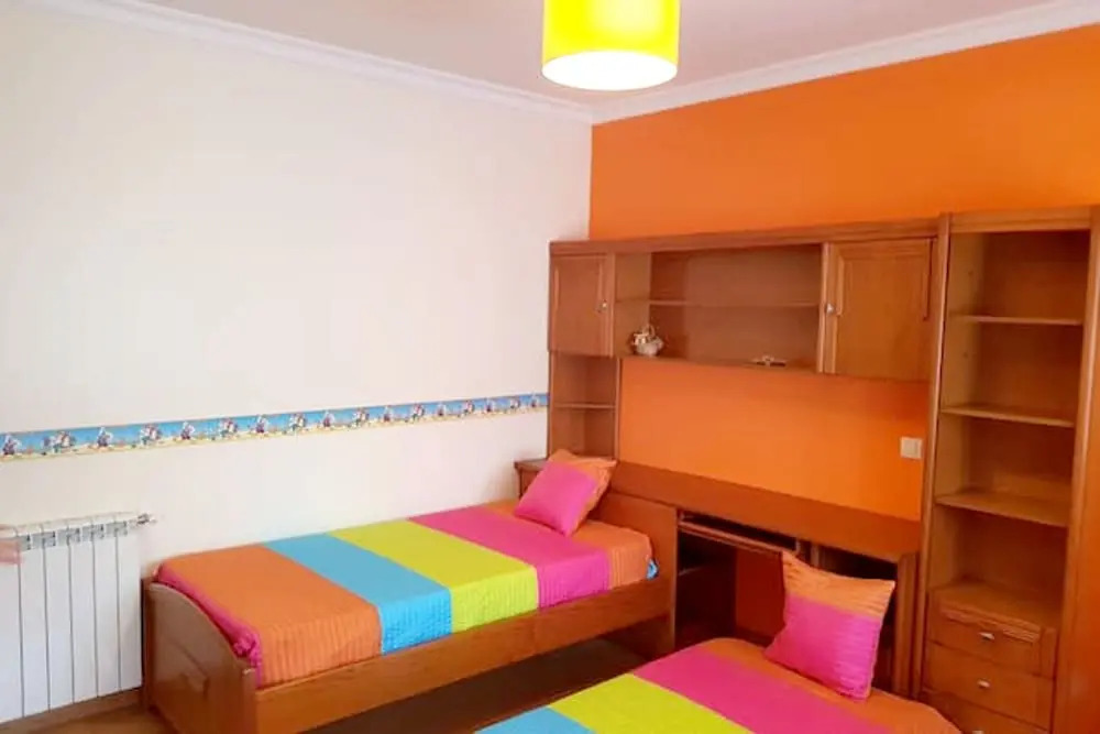 House With 4 Bedrooms in Leiria, With Enclosed Garden and Wifi