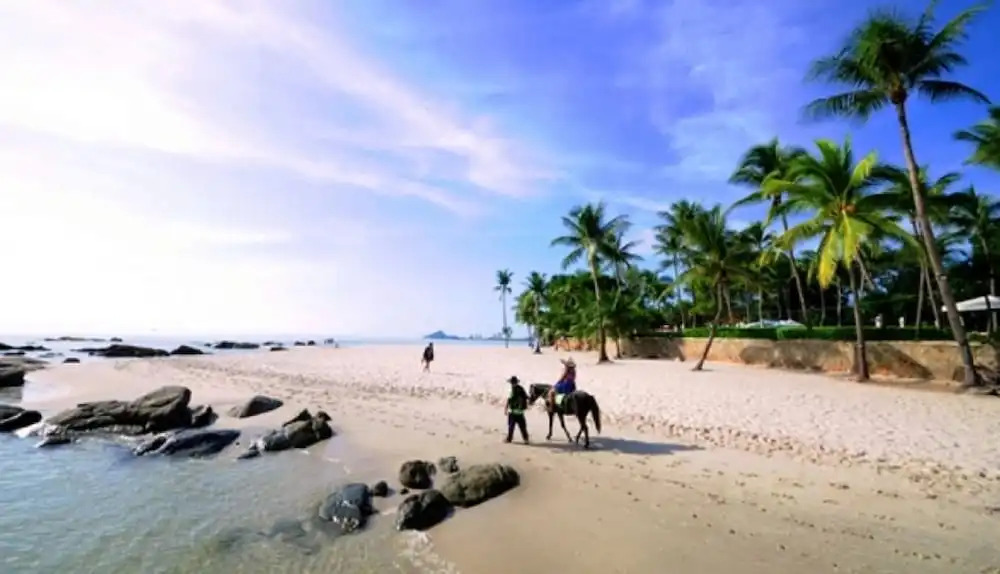 Na Hua Hin Resort