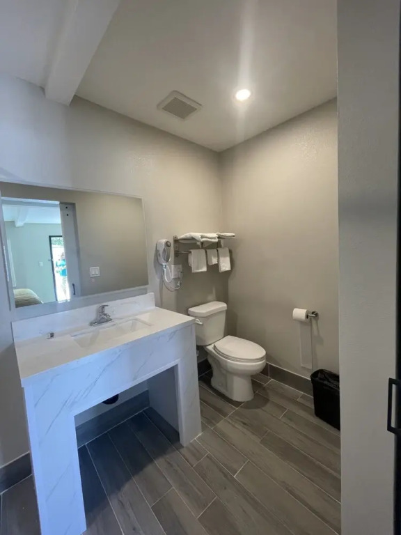 Stadium Inn & Spas