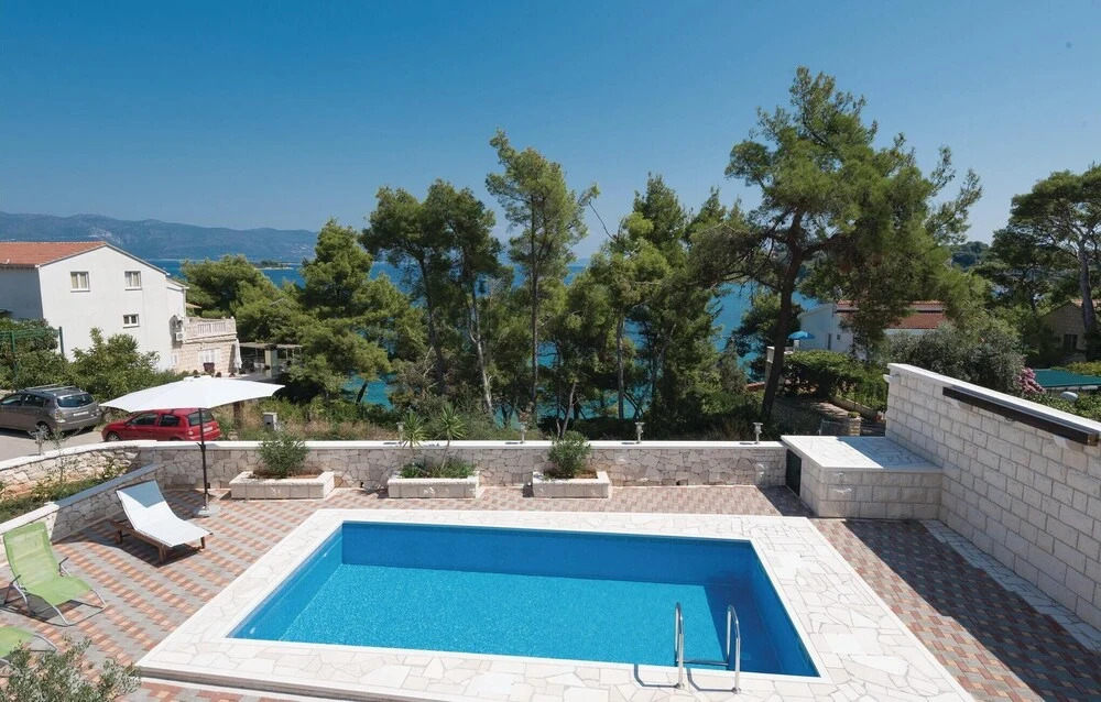 Amazing Home in Lumbarda With 3 Bedrooms, Wifi and Outdoor Swimming Pool