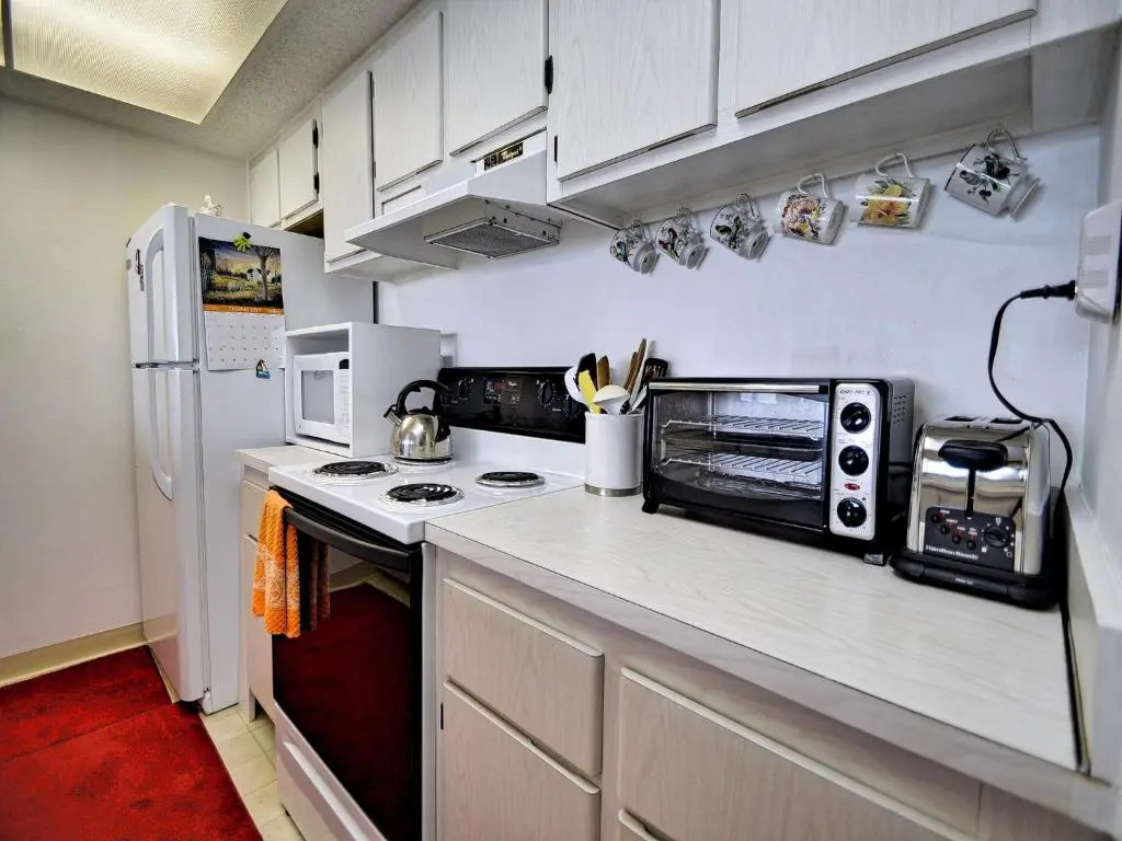 440 West Condos 1408N