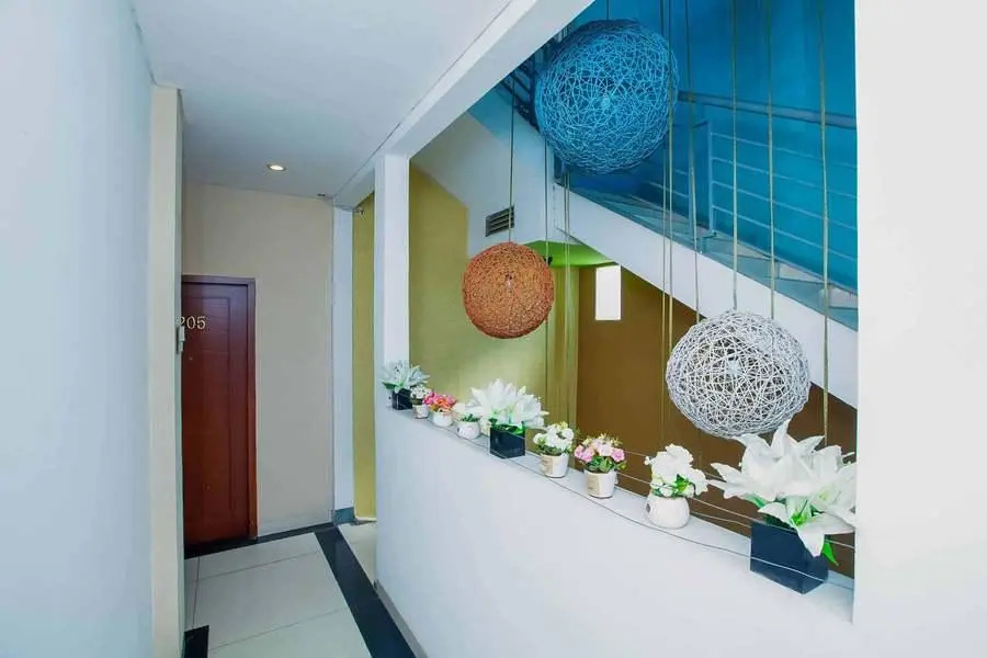 RedDoorz near Paris Van Java Mall 2