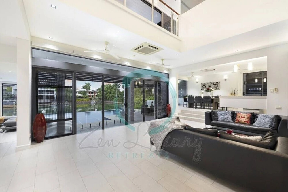 ZENLUX INFINITY - 4BR with Private Pool