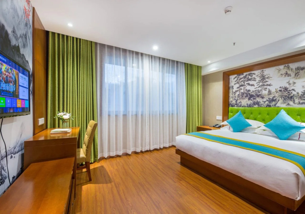 Yiwu Justin Hotel