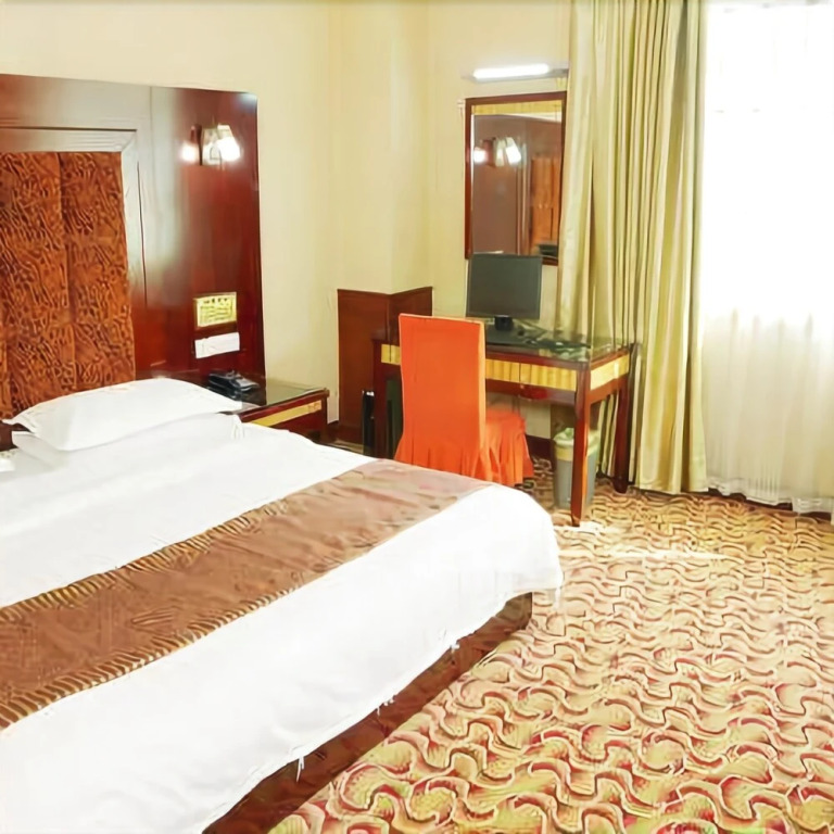 Tianji Taoyuan Hotel