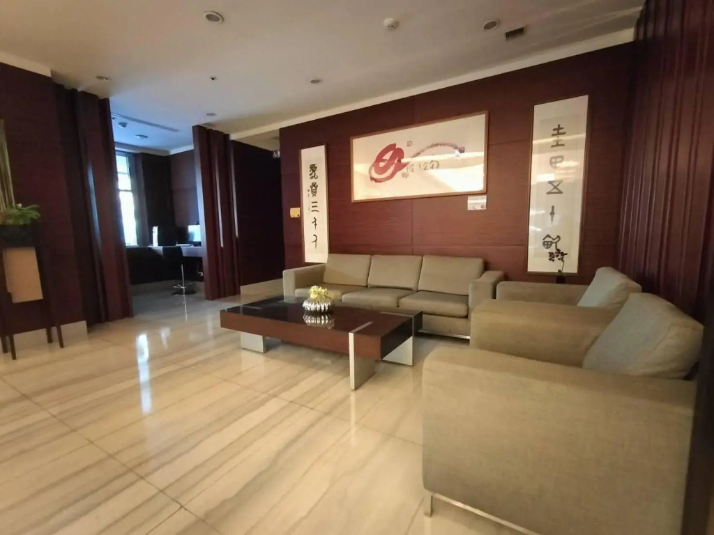 Urban Hotel 33