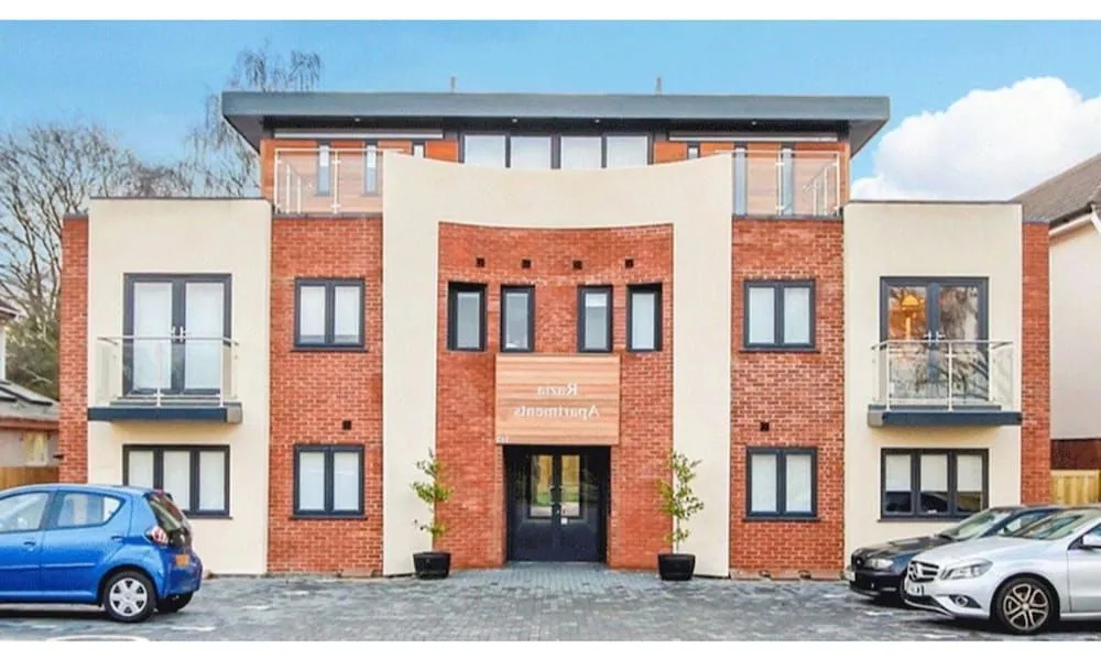 Modern Comfortable 2 & 3 Bed Apartments, Free Parking, Wifi, Headington, Close to Hospitals, Science Park & Brookes University