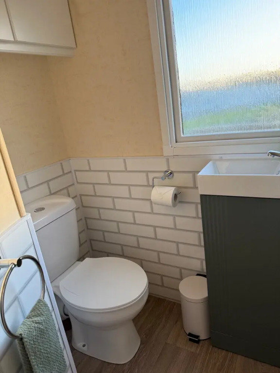 Captivating 2-bed Static Caravan in Holyhead