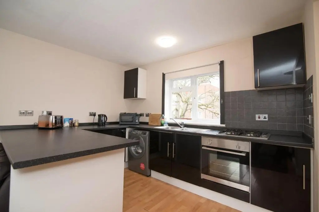 Aston Henry James Courtlands Cosy apartment close to Maidenhead train station