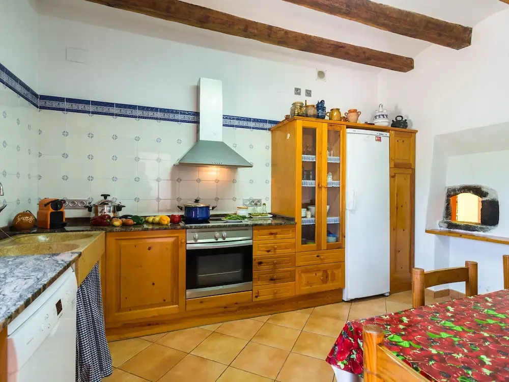 Luxurious Mansion in la Múnia With Swimming Pool and Views