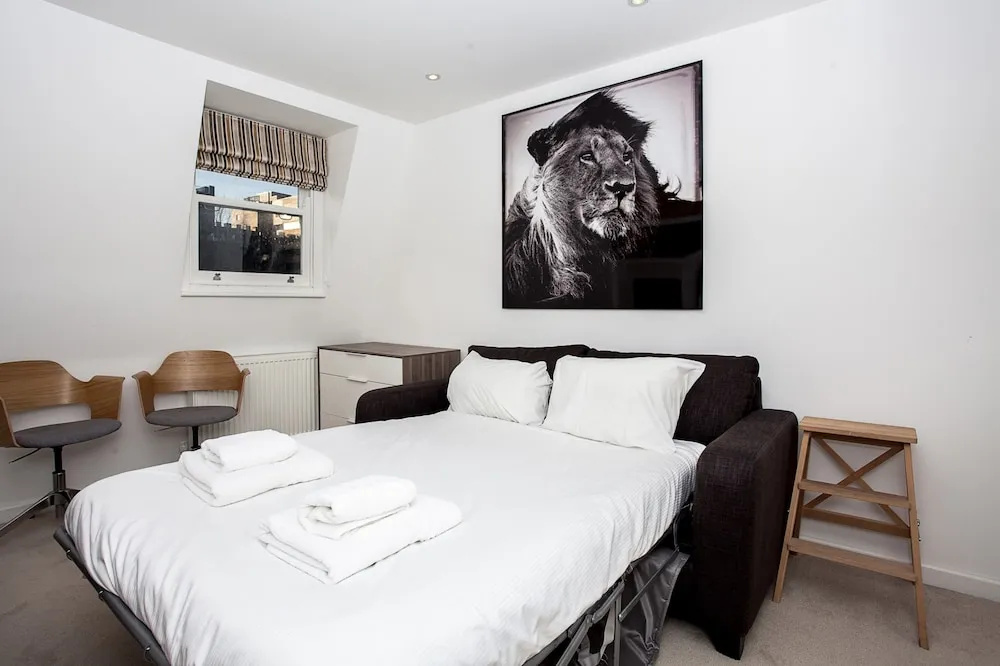 Luxurious 2 Bedroom Apartment In The Heart Of Old Street