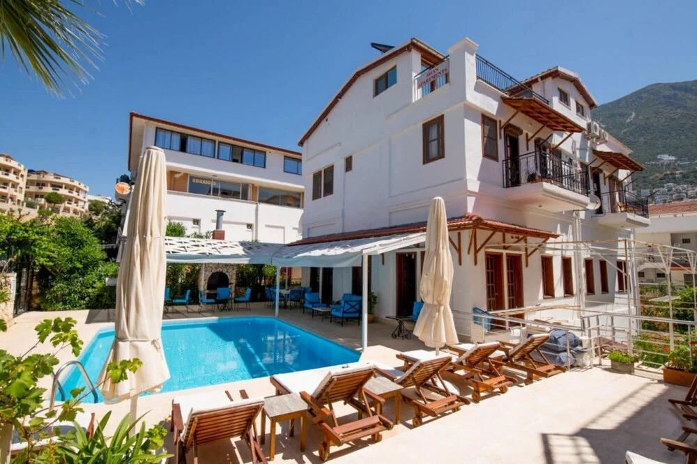 Amazing Flat With Shared Pool and Balcony in Kas