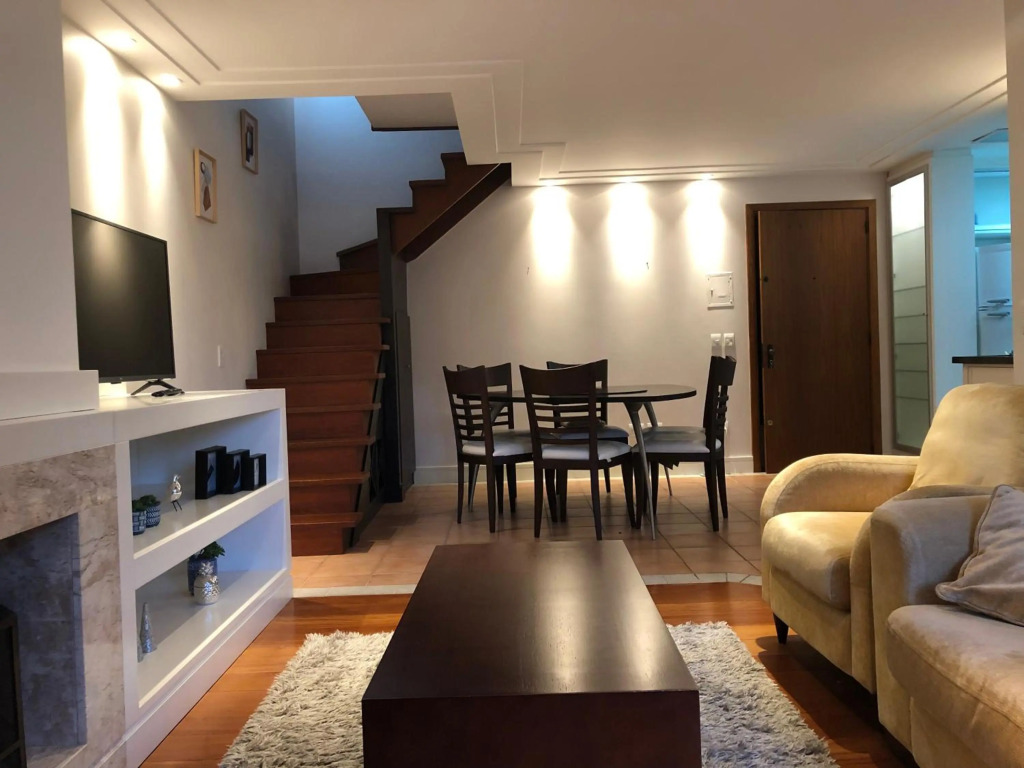 Apartamento Duplex 3 quartos com sacada