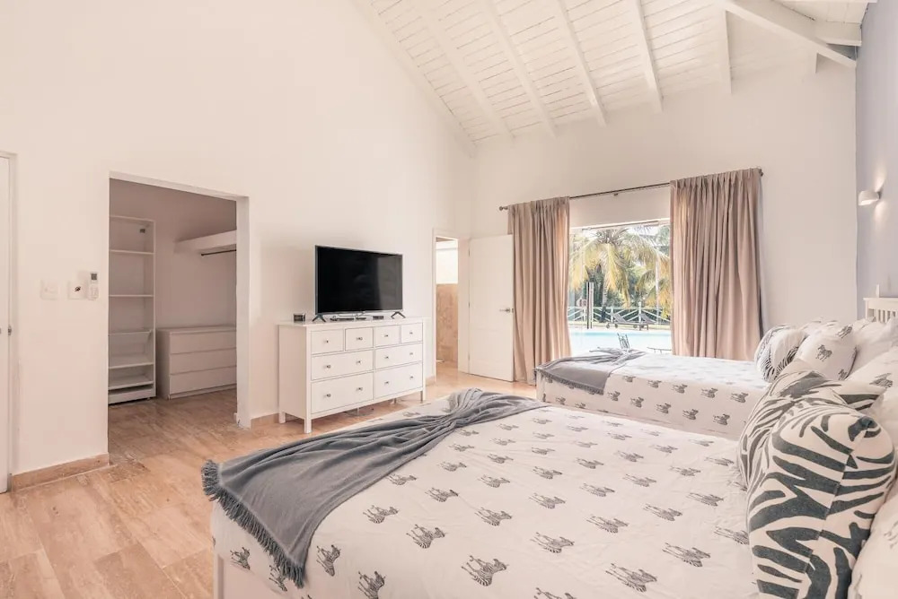Awesome 4BR Villa w Private Pool and Garden at Cap Cana