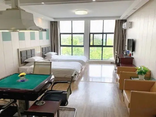 Yu County Yue Yue Business Hotel
