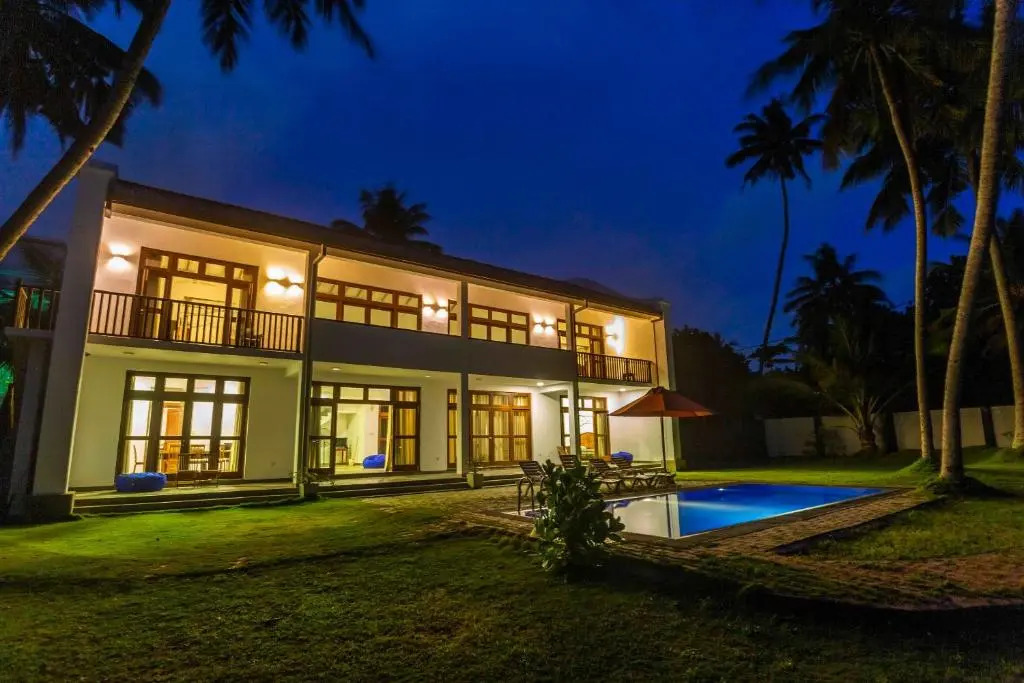 360 Surf Weligama Bay