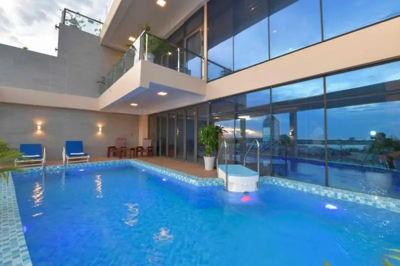 TAN BINH ROMANTIC HOTEL - Sân Bay TSN Nhà Ga T3
