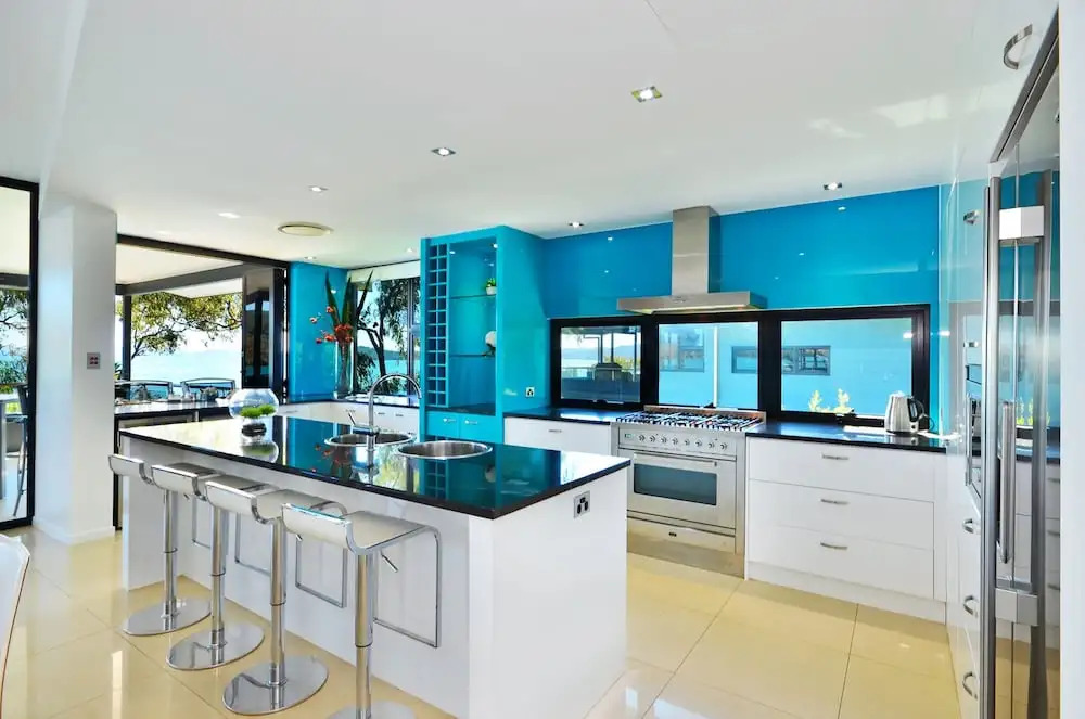 Villa 4 The Edge Oceanfront Deluxe 3 Bedroom Near Marina With Golf Bug