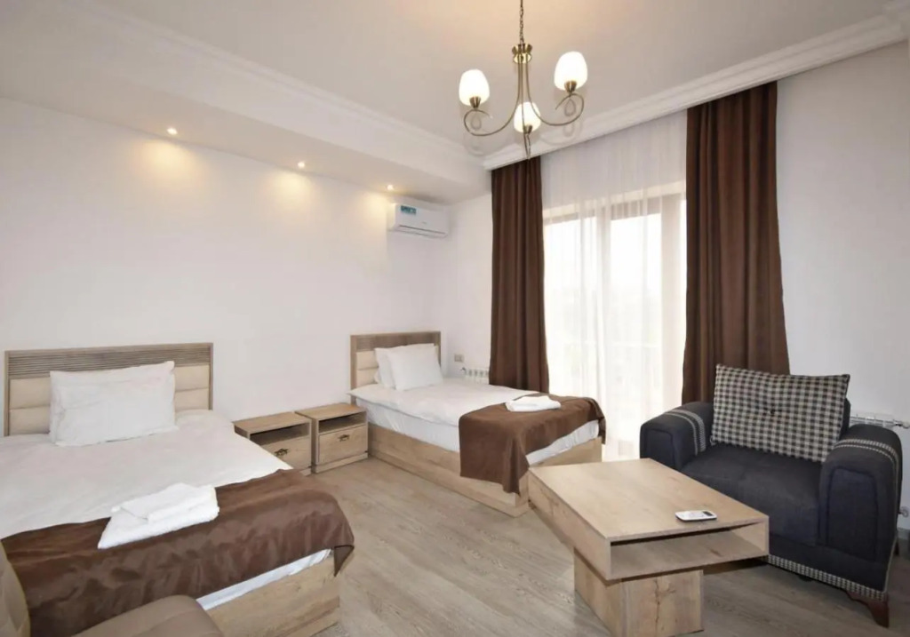 Patriott Hotel