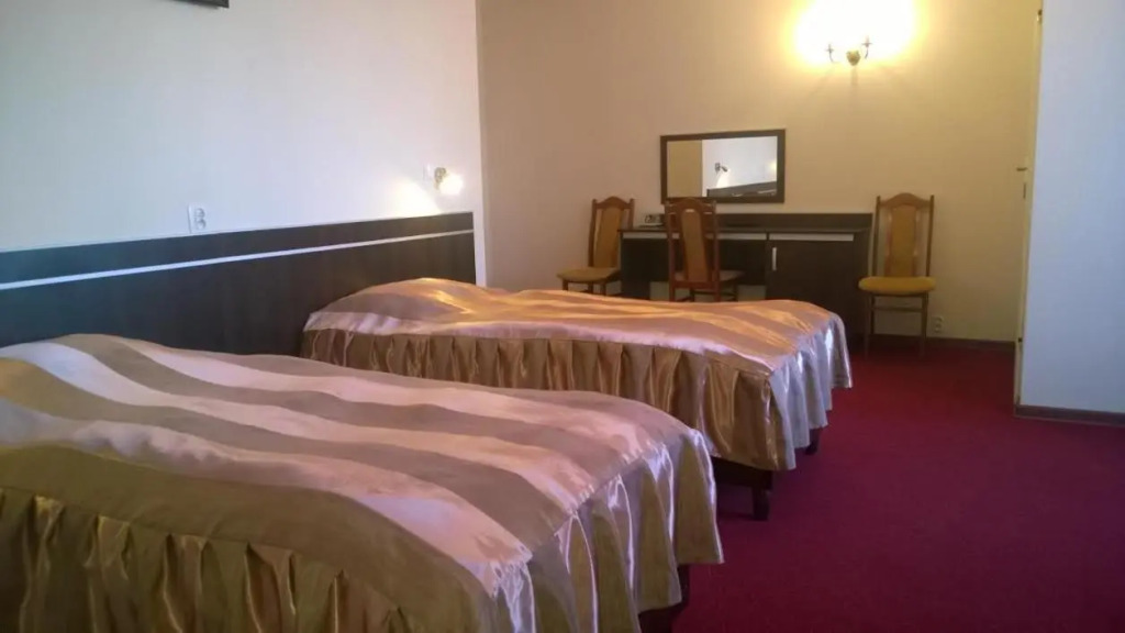 Hotel E7