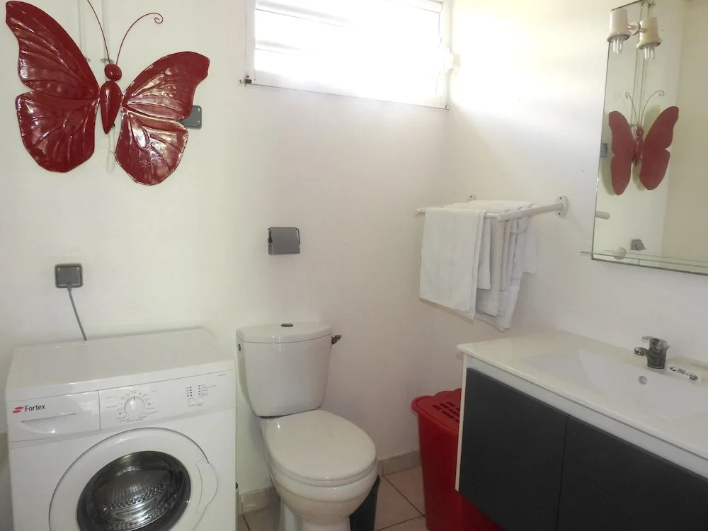 Bungalow With one Bedroom in Le Robert, With Shared Pool, Furnished Garden and Wifi