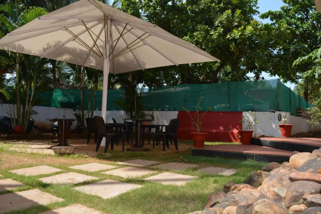Pebbles Guesthouse