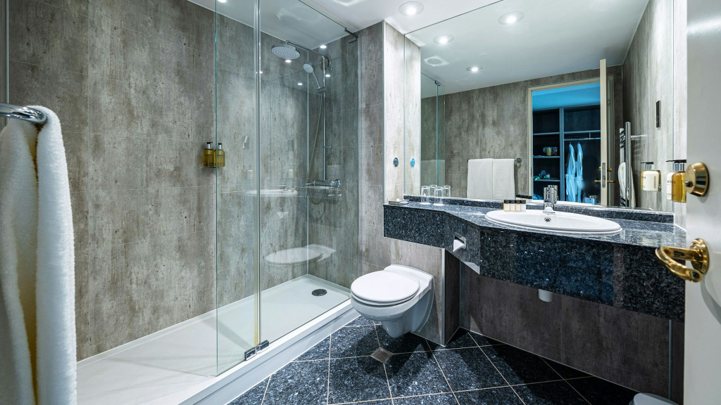 Stoke By Nayland Resort