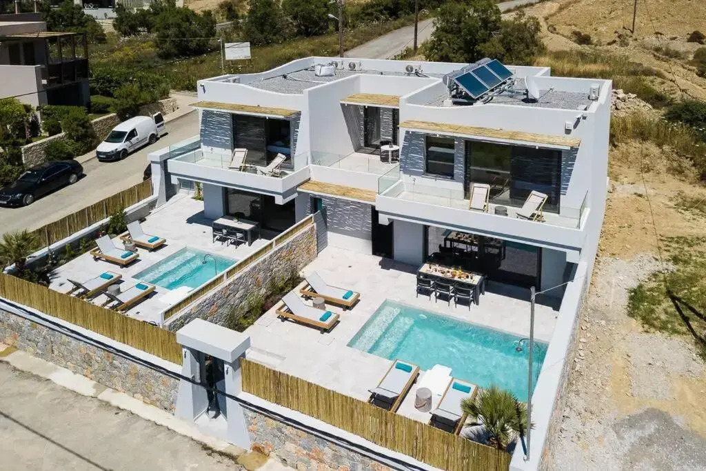 Villa Daphne-Naiades/ 2 bedrooms,luxury,beachfront