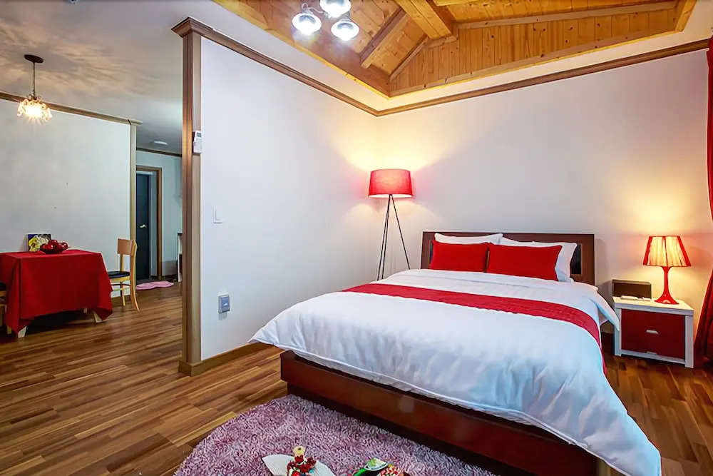 Geoje Seashore Pension