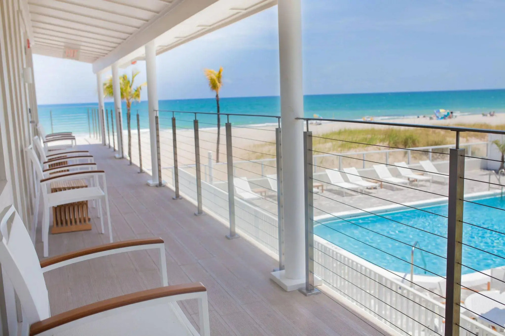 Tides Inn Hotel