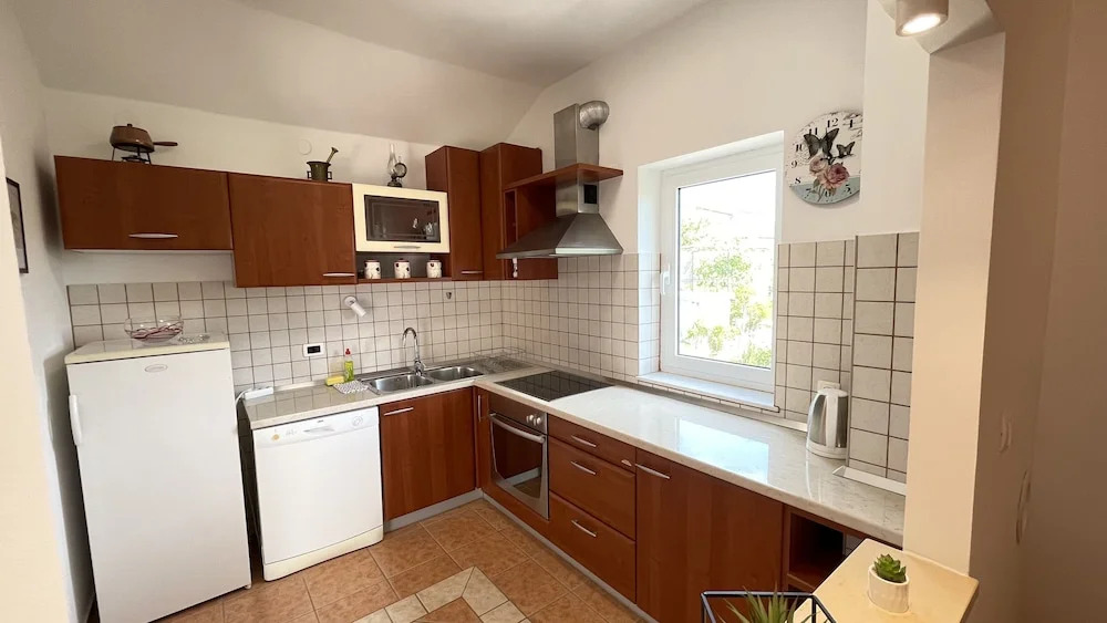 Aparment More
