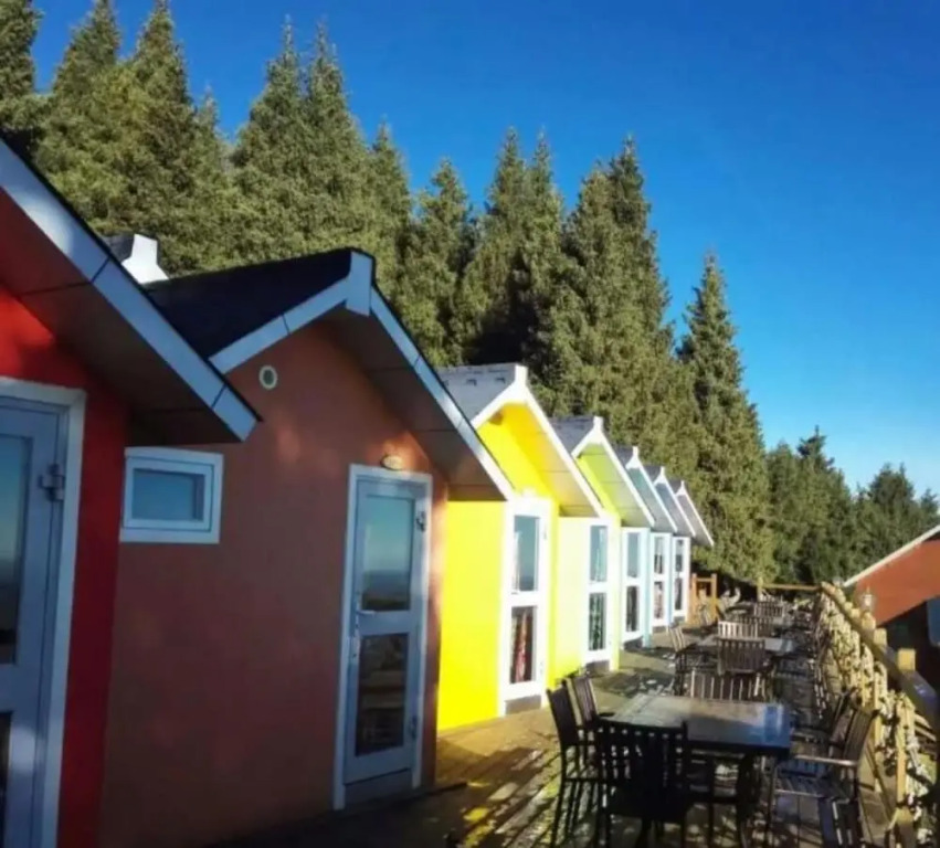 Urumchi Nanshan Scenery Retreats