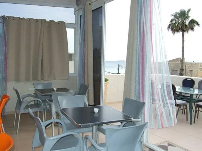 Sea Plaza Hotel