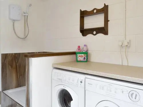 Field Farm Apartment