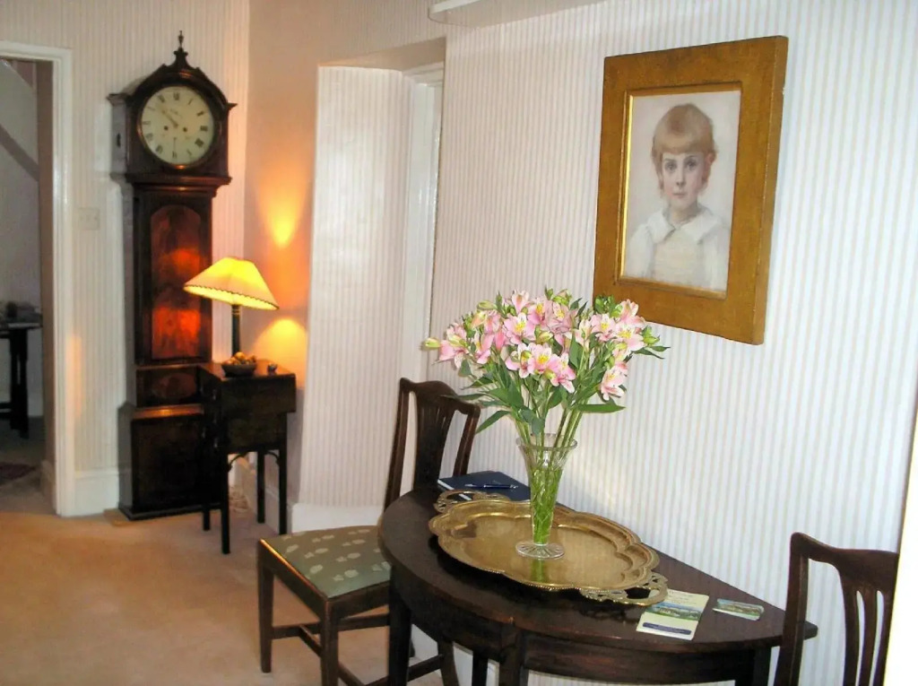 The Cottage at Weston Lawn
