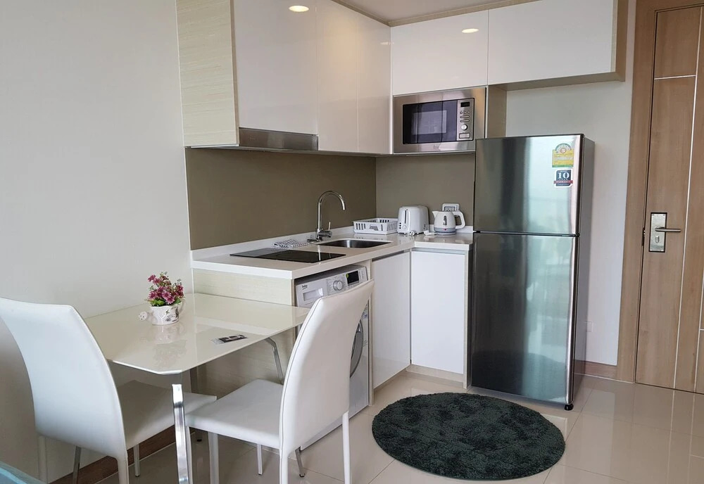 Riviera 1BR Sea View B1702