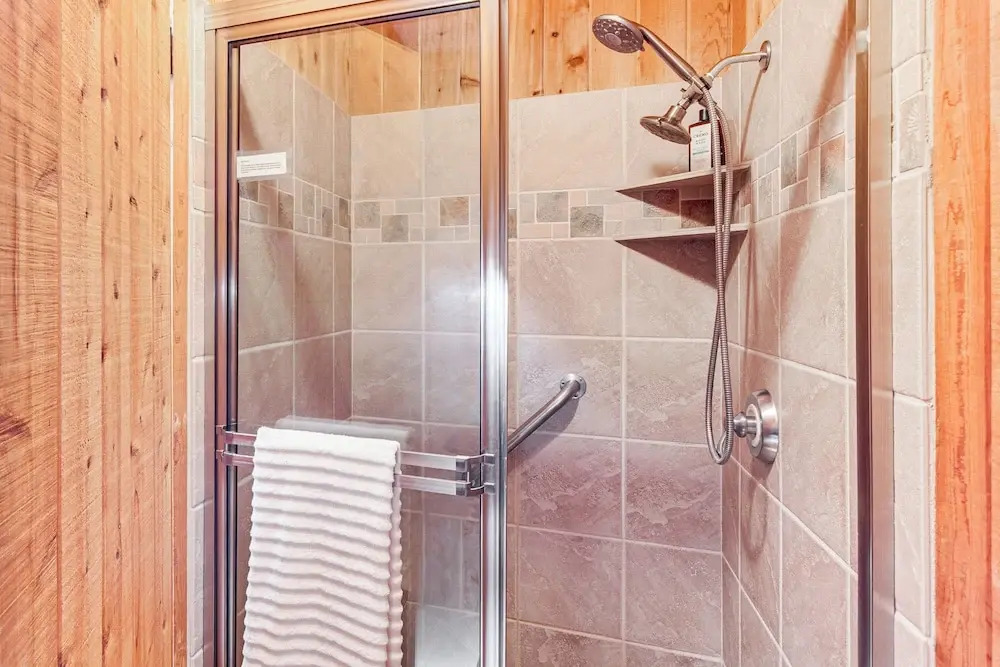 1 Mi to Shops on El Paseo: Condo w/ Pool Access!
