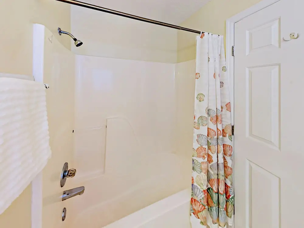 460 Harbor Light Lane Home 3 Bedrooms 2.5 Bathrooms Home