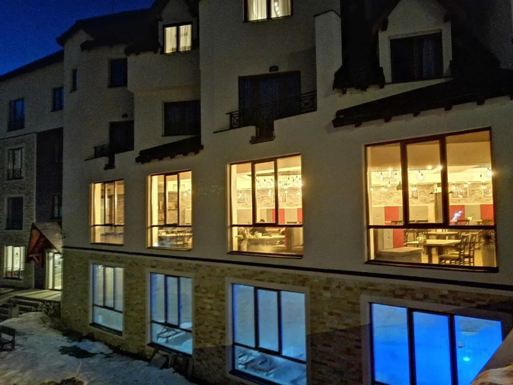 Milmari L52 Ski&SPA
