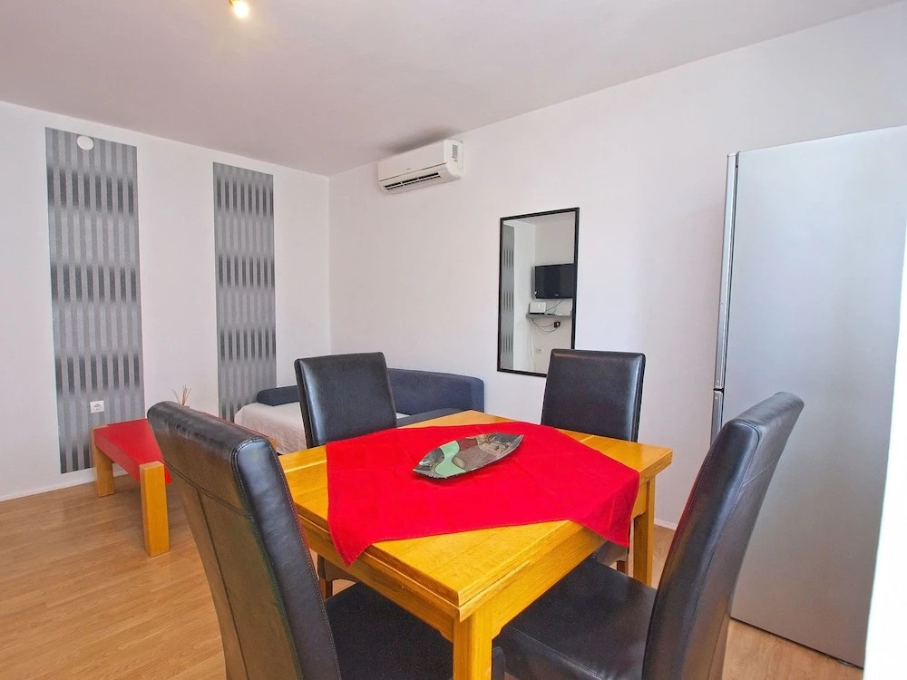 Apartment 1470