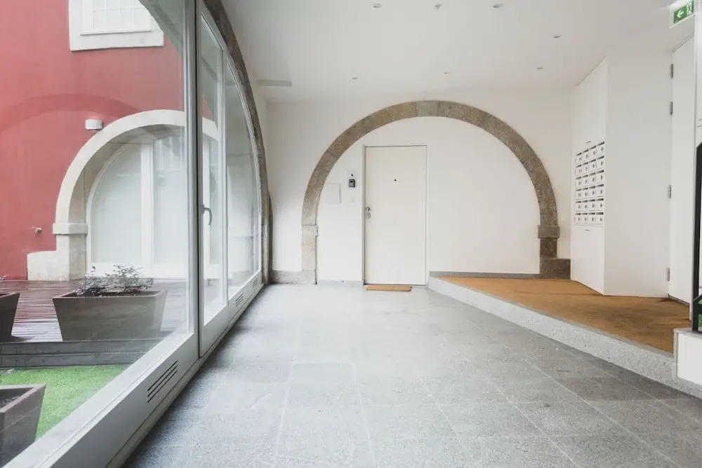 Foz003 · Light-filled Studio With Courtyard Garden