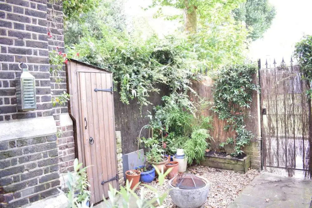 Converted Church Home with Parking, Sleeps 6